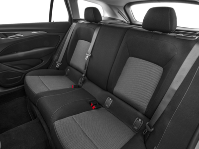 2018 Buick Regal TourX Essence