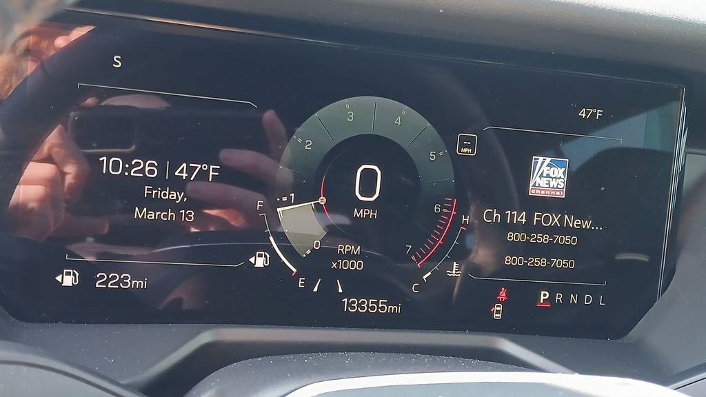 2025 GMC Acadia Elevation