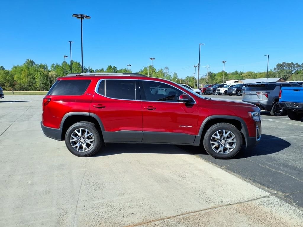 2023 GMC Acadia SLT