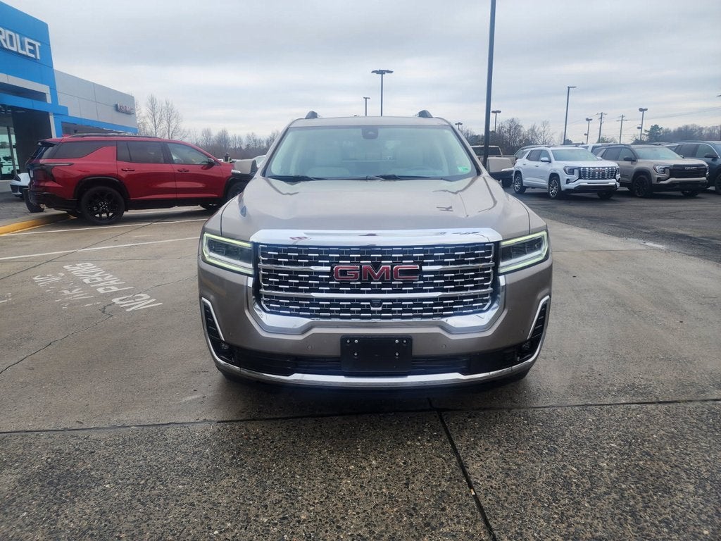 2023 GMC Acadia Denali