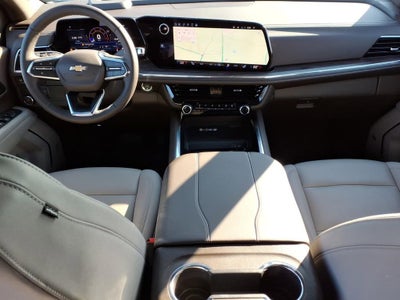 2025 Chevrolet Suburban LT