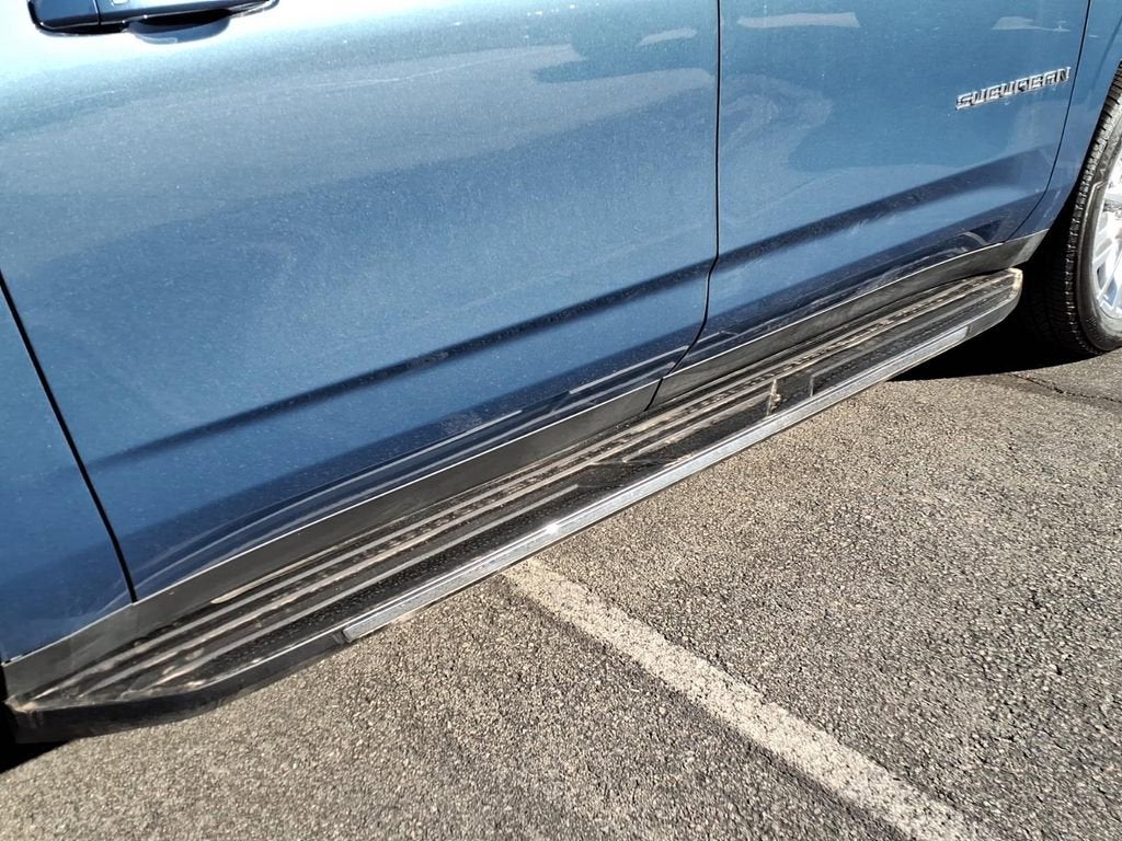 2025 Chevrolet Suburban LT