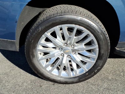 2025 Chevrolet Suburban LT