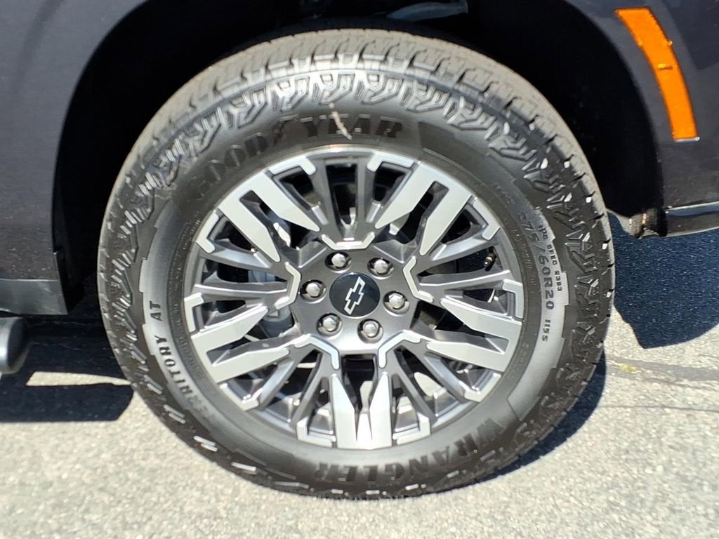 2025 Chevrolet Suburban Z71