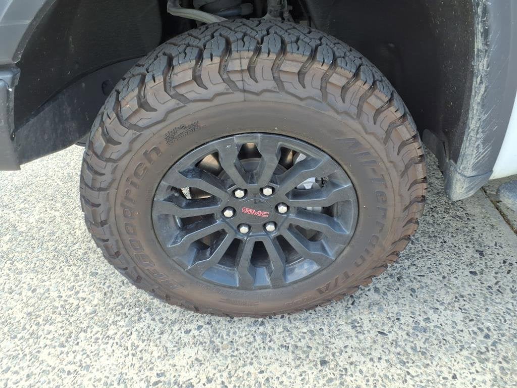 2023 GMC Sierra 1500 AT4X