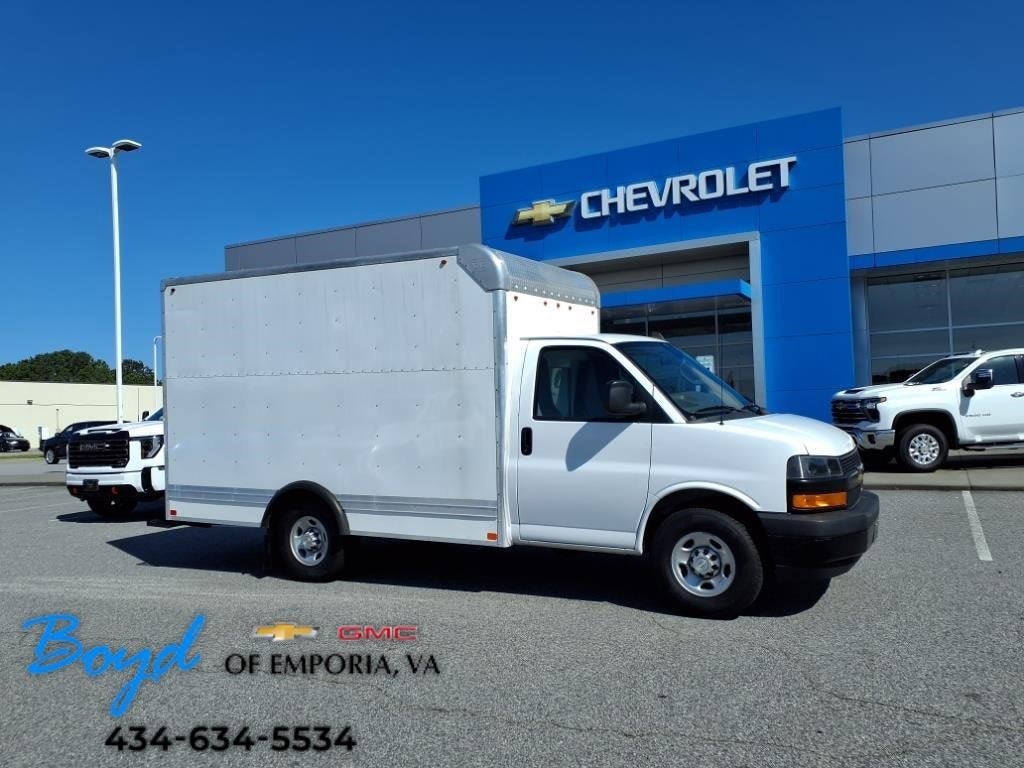 2020 Chevrolet Express Cutaway 3500 Base