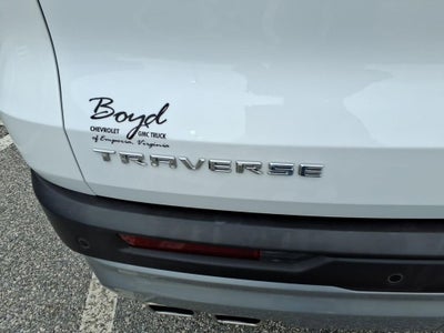 2025 Chevrolet Traverse LT