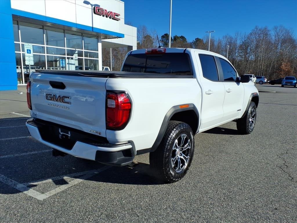 2024 GMC Canyon AT4