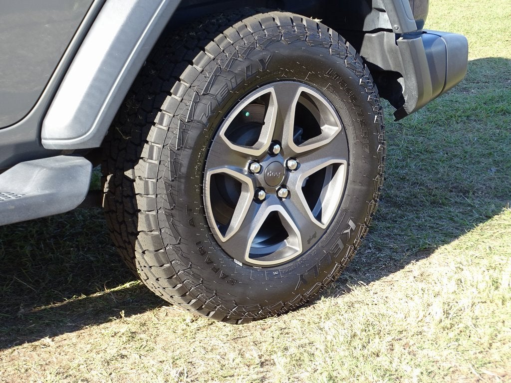 2020 Jeep Wrangler Unlimited Black and Tan