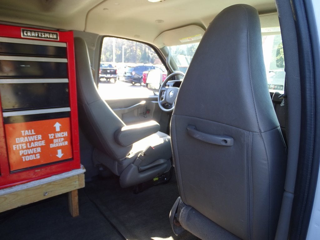 2018 Chevrolet Express Passenger 3500 LT