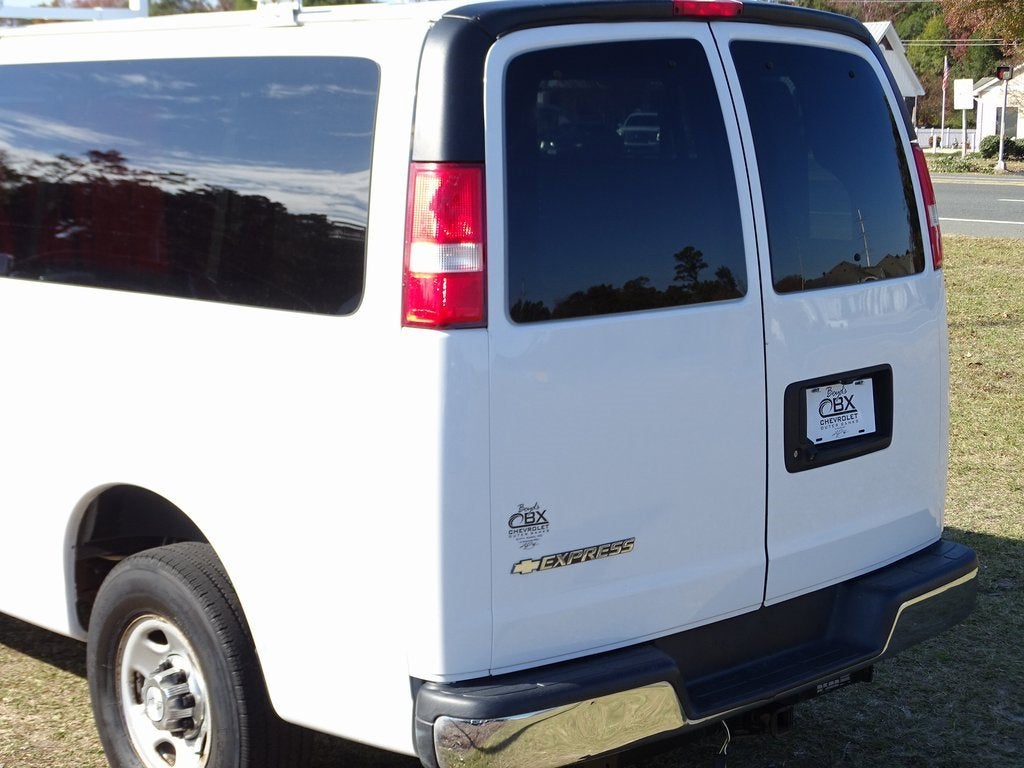 2018 Chevrolet Express Passenger 3500 LT