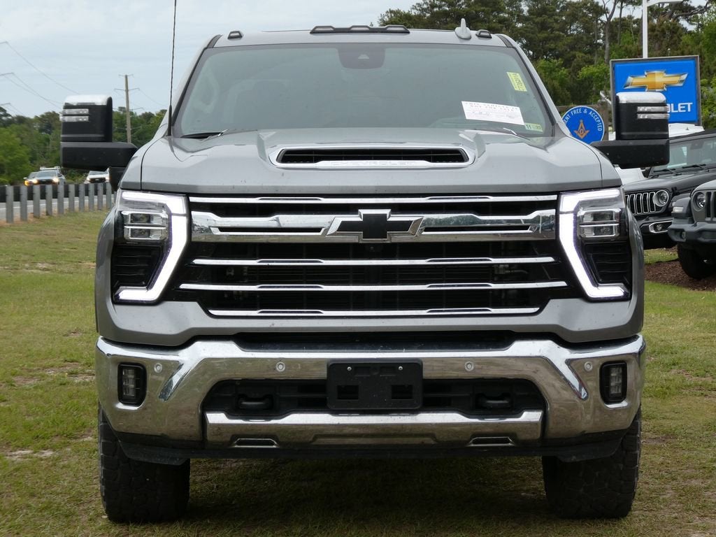 2025 Chevrolet Silverado 3500 HD LTZ