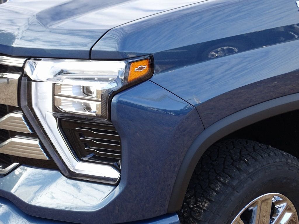 2026 Chevrolet Silverado 3500 HD High Country