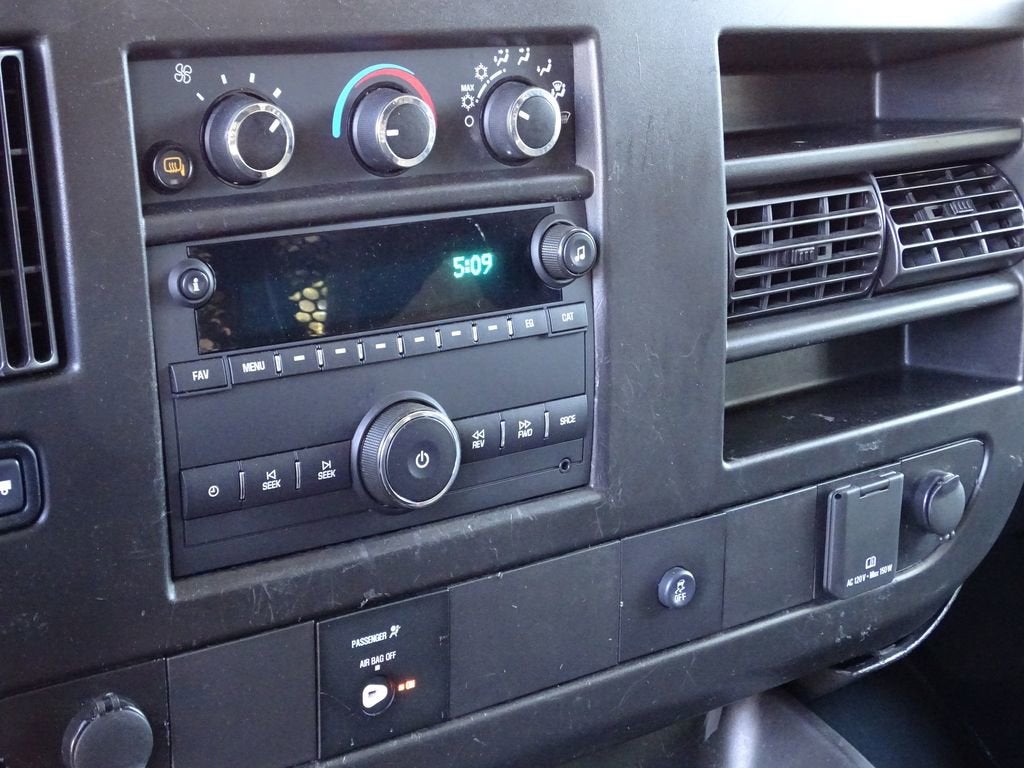 2024 Chevrolet Express Cargo 2500 WT