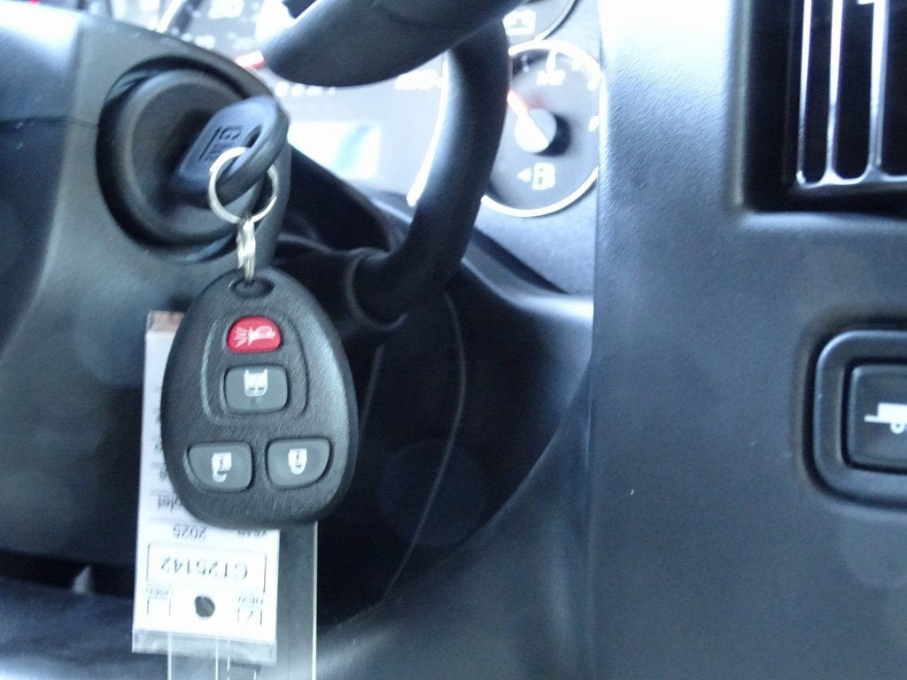 2025 Chevrolet Express Cargo 2500 WT