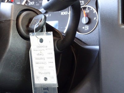 2024 Chevrolet Express Cargo 2500 WT