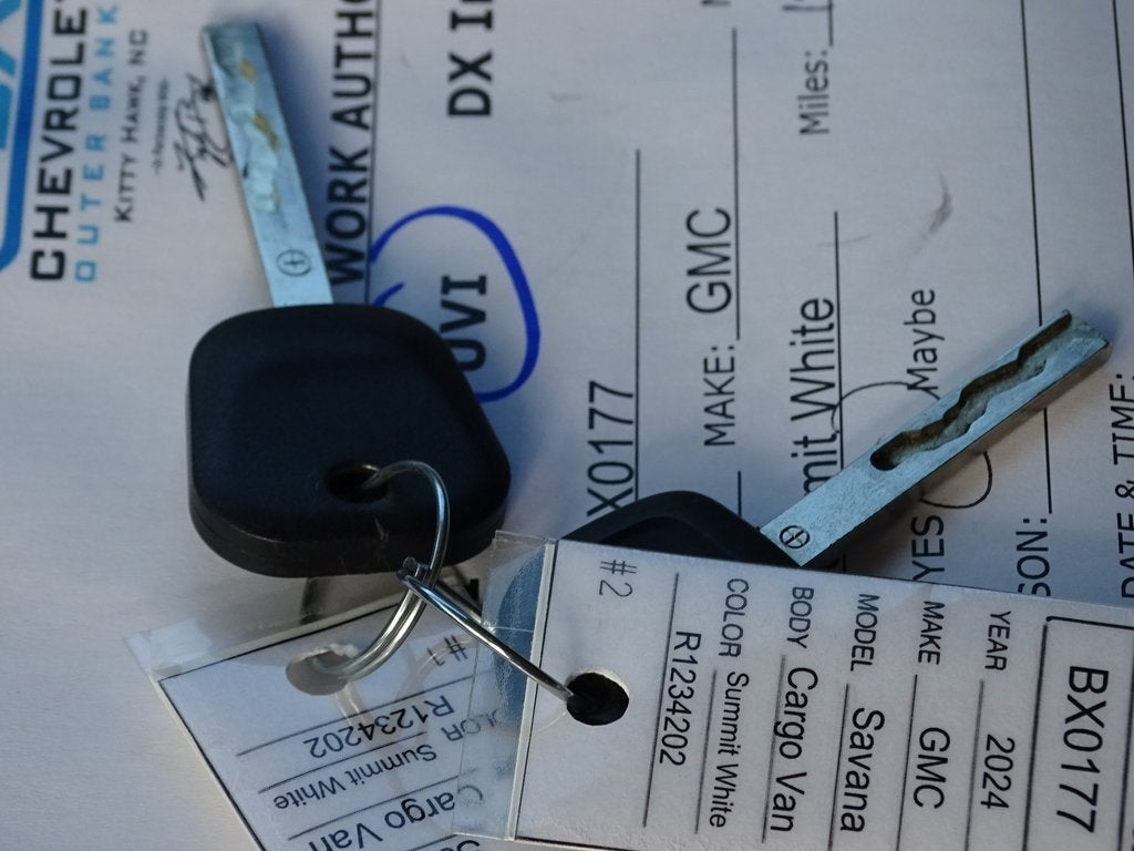 2024 GMC Savana Cargo 2500 Work Van