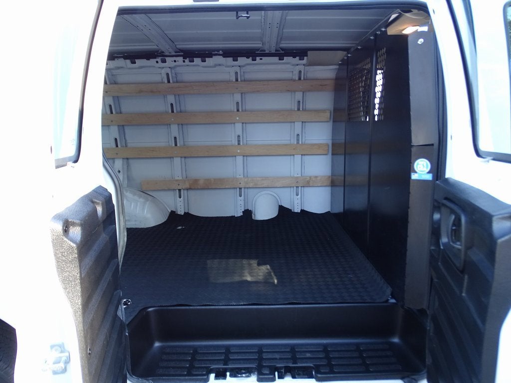 2024 GMC Savana Cargo 2500 Work Van