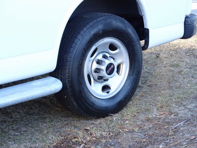 2024 GMC Savana Cargo 2500 Work Van