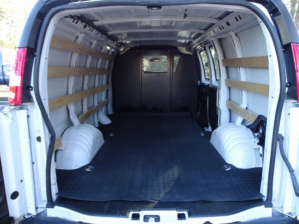 2024 GMC Savana Cargo 2500 Work Van