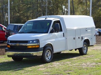 2026 Chevrolet Express Cutaway 3500 1WT