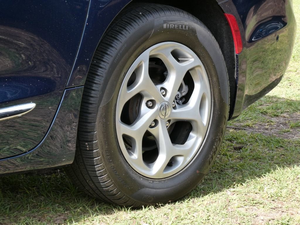 2023 Chrysler Pacifica Limited