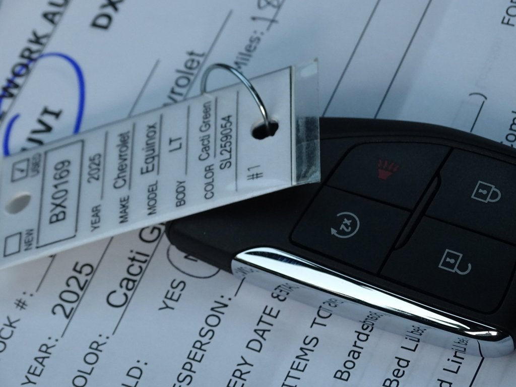 2025 Chevrolet Equinox LT