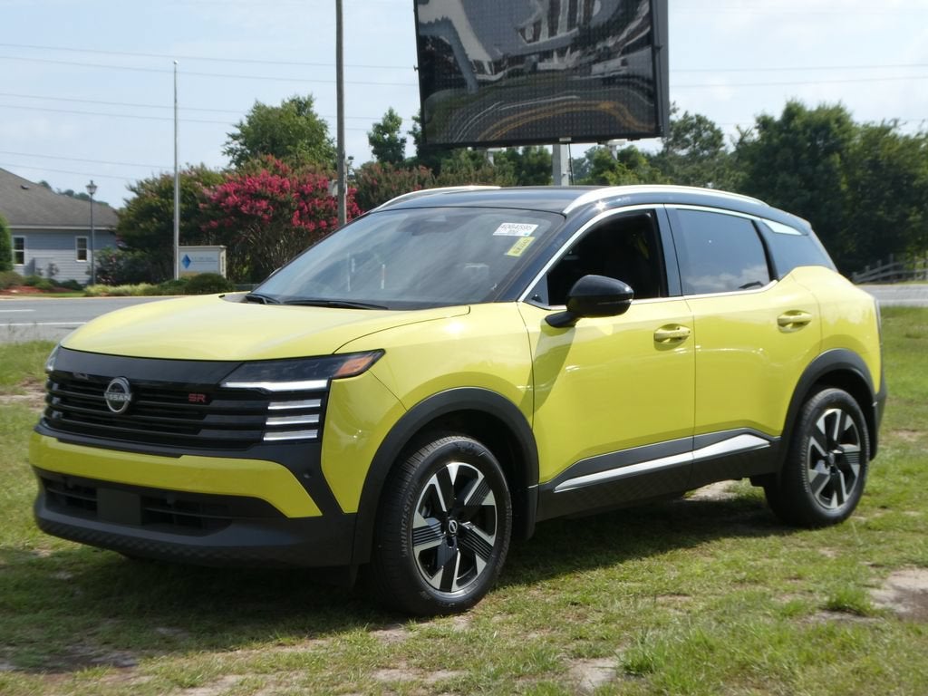 2025 Nissan Kicks SR