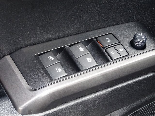 2022 Toyota Tacoma 4WD SR