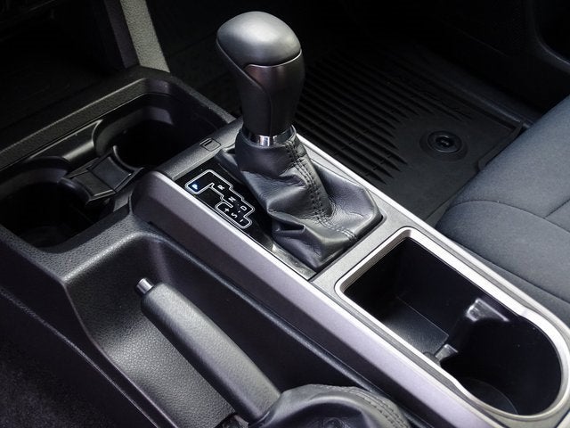 2022 Toyota Tacoma 4WD SR