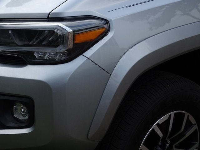 2022 Toyota Tacoma 4WD SR