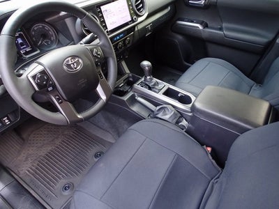 2022 Toyota Tacoma 4WD SR