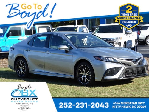 2024 Toyota Camry SE