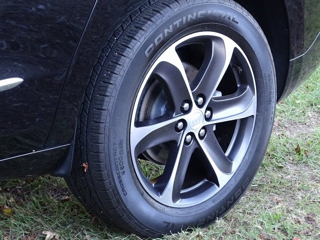 2022 Buick Enclave Essence