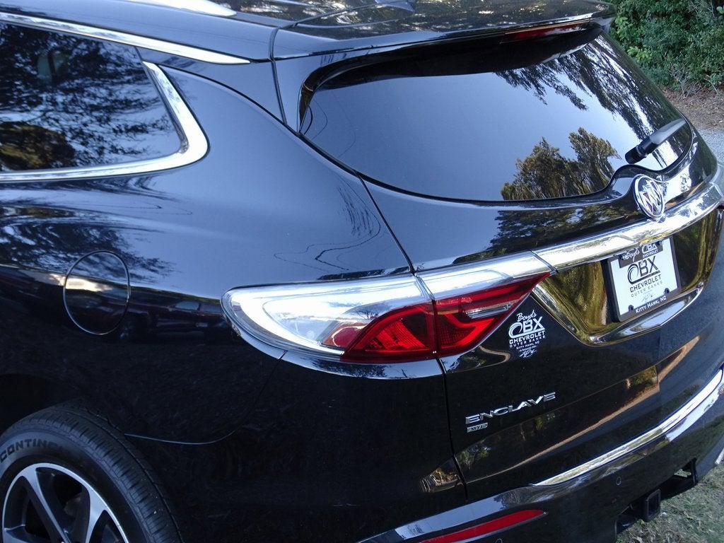 2022 Buick Enclave Essence