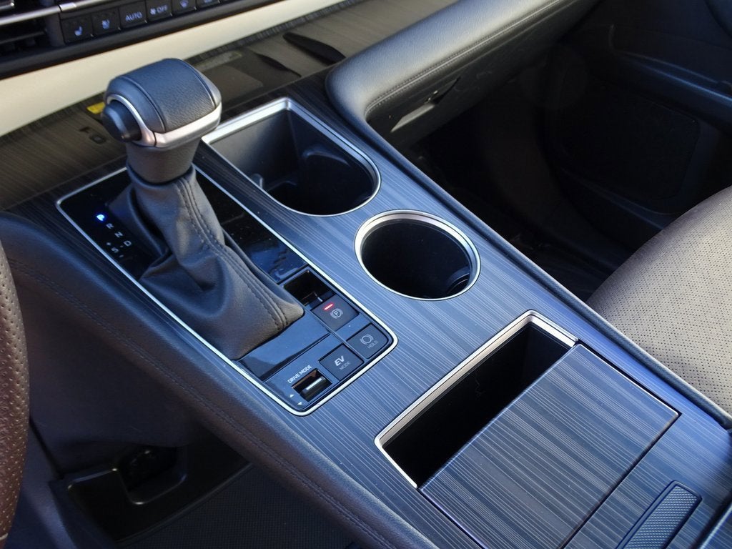 2023 Toyota Sienna Platinum