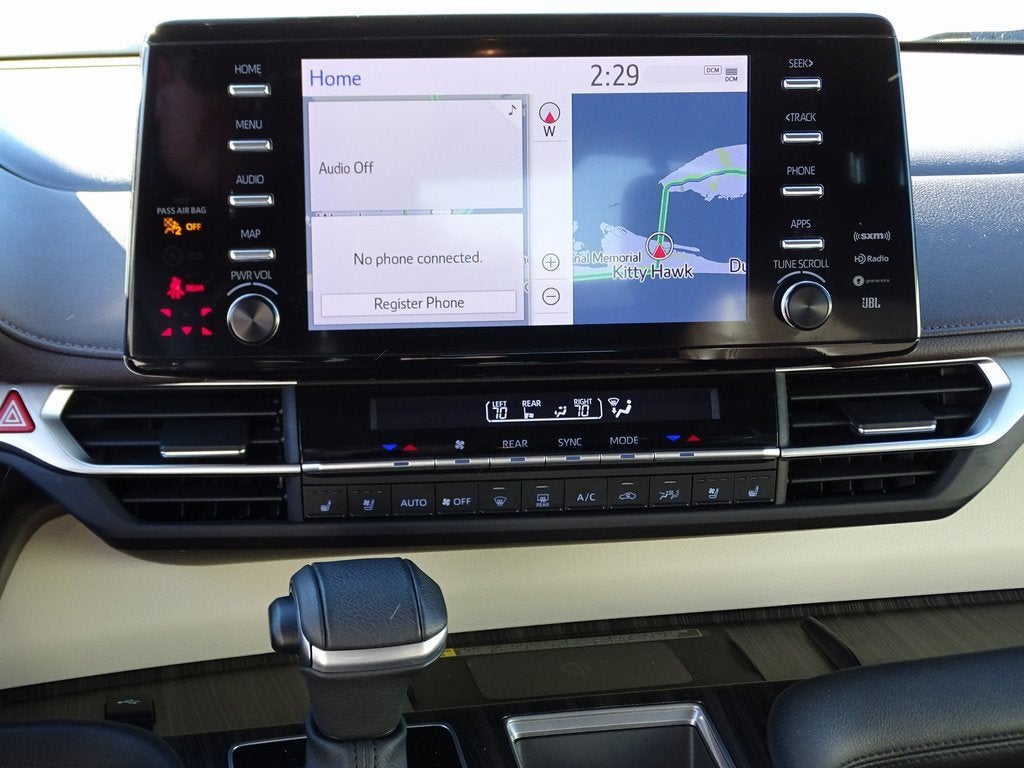 2023 Toyota Sienna Platinum