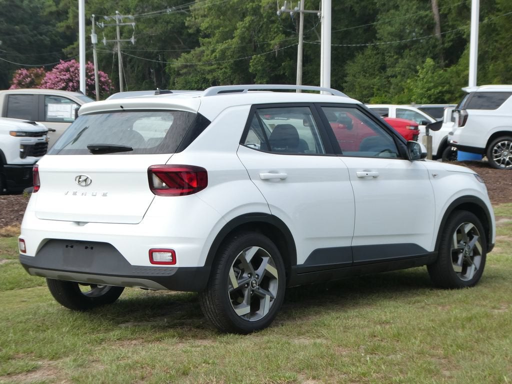 2025 Hyundai Venue SEL
