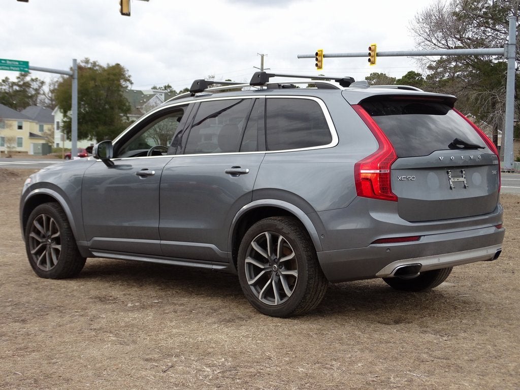 2018 Volvo XC90 Momentum